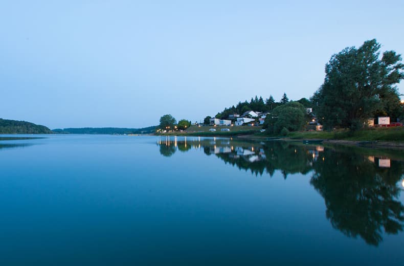 best-french-campsites-Du-Lac-De-La-Liez