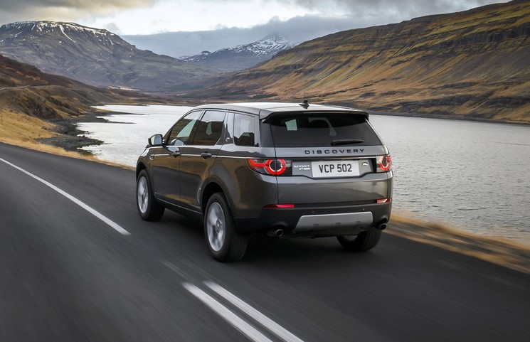 Land Rover Discovery Sport rear