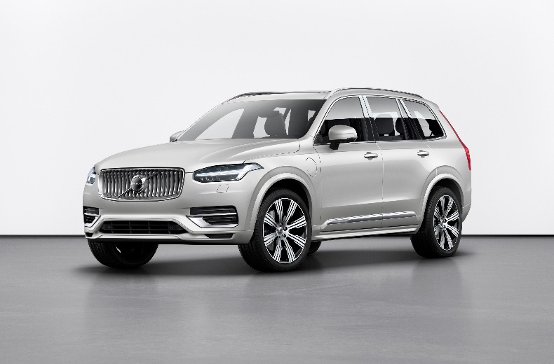 family-car-volvo-xc90