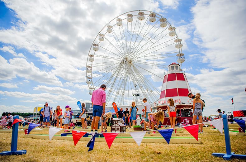 Ferris wheel Silverstone 