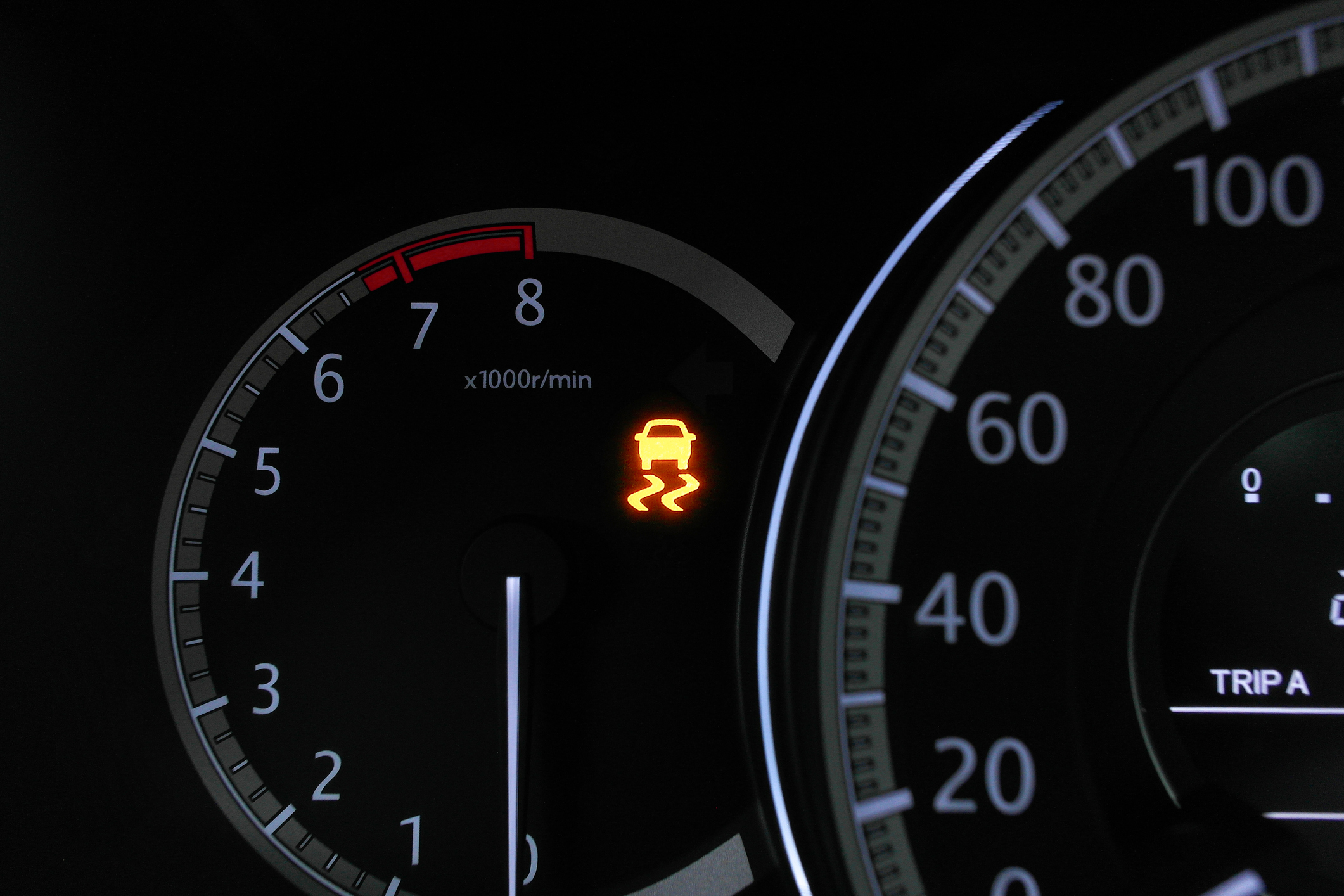 traction control warning light